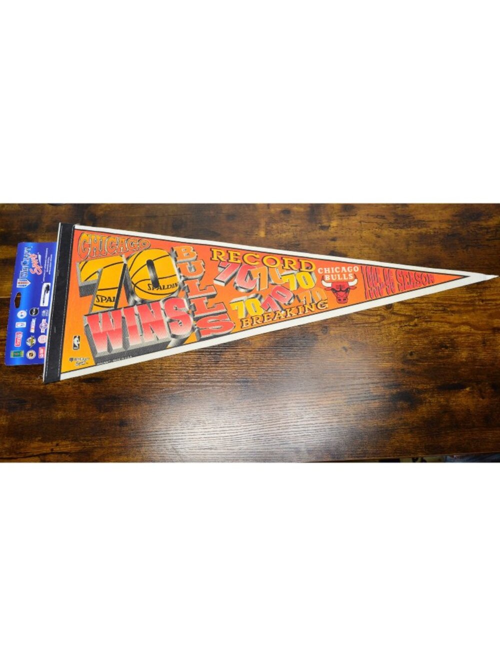 Vintage Chicago Bulls 1995-96 NBA 70 Wins Record Pennant 30 inches